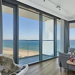 Wave - Floor Penthouse - Sea View Apartman *