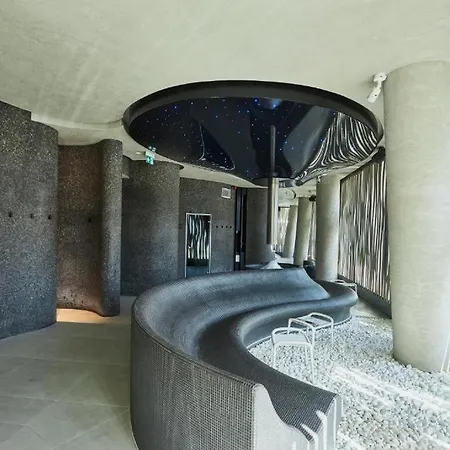Wave - Floor Penthouse - Sea View Apartment