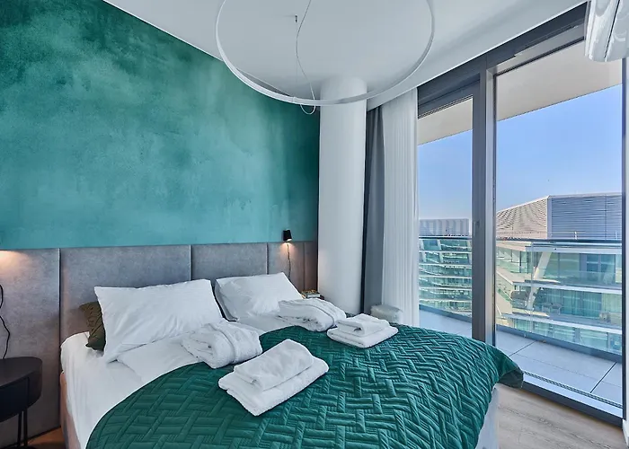 Wave Resort - Top Floor Penthouse - Sea View Apartman *